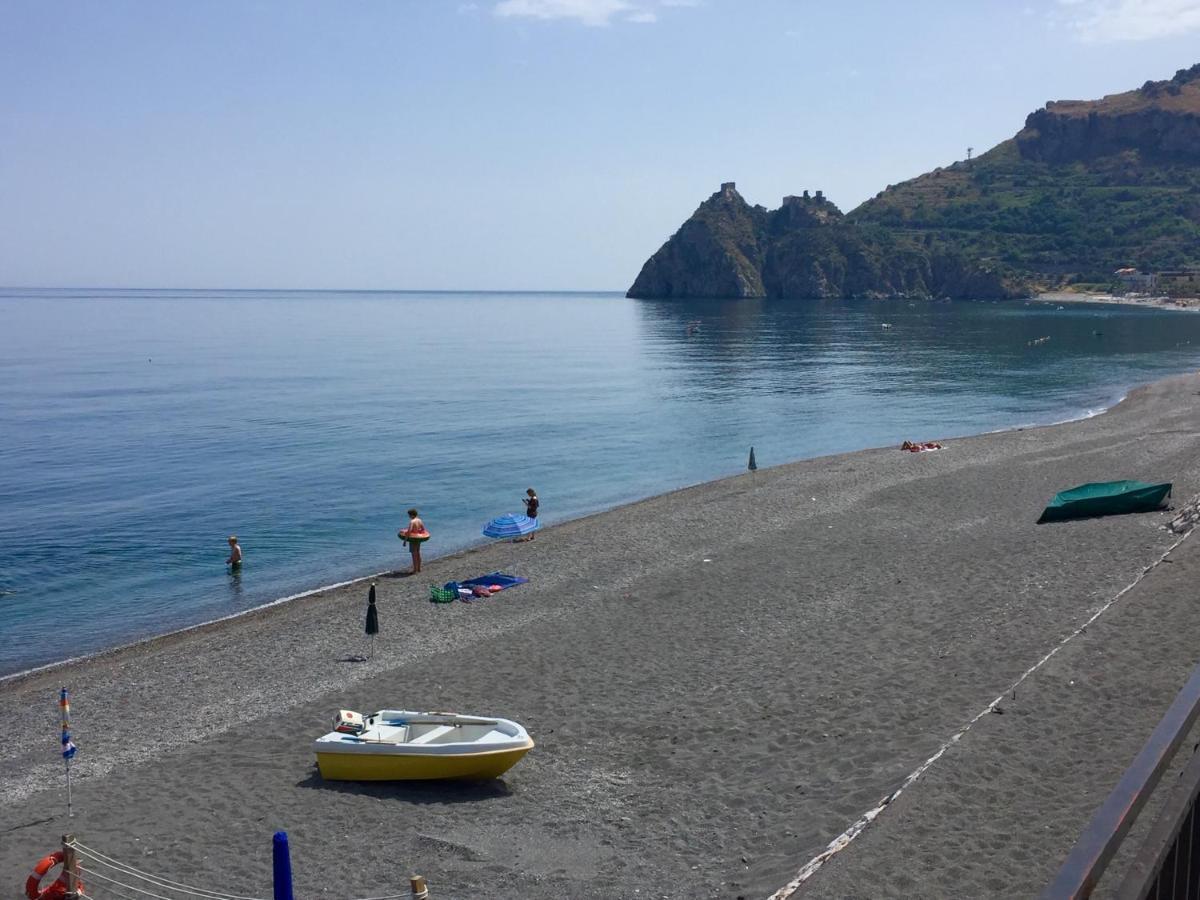 Le Zagare apartments SantʼAlessio Siculo Extérieur photo