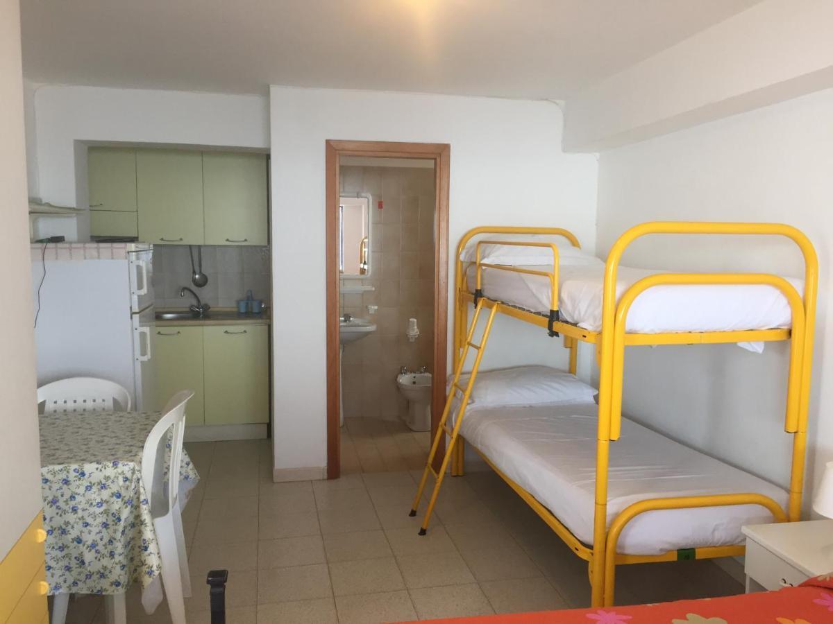 Le Zagare apartments SantʼAlessio Siculo Extérieur photo